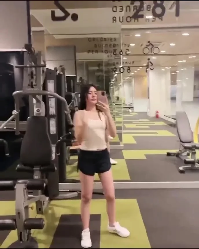 Serena, video 1 of 2