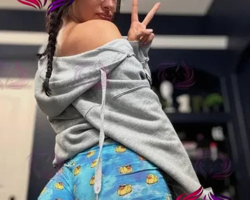 Hazel, 23, Finnish