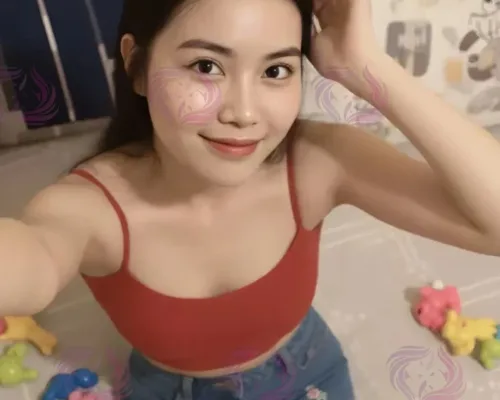 Mana, 24, Indonesian