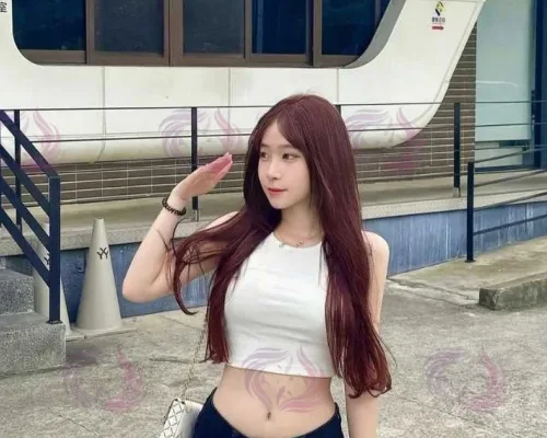 Mana, 22, Malaysian
