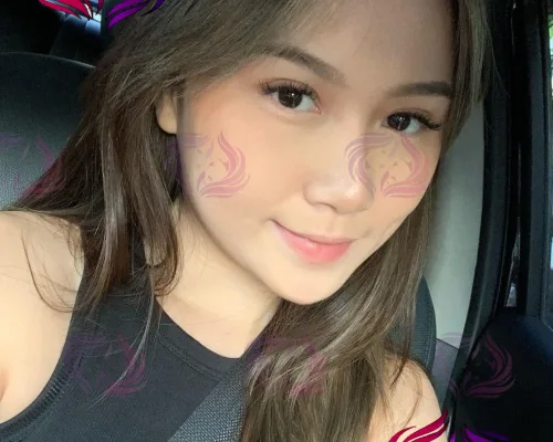 Kim, 25, Indonesian
