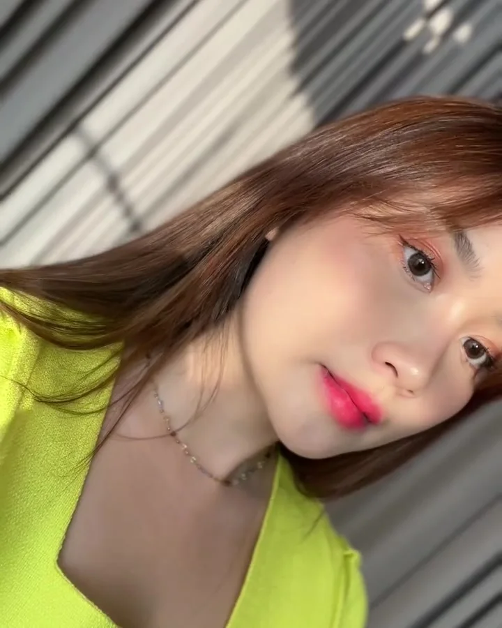 Kim, video 1 of 3