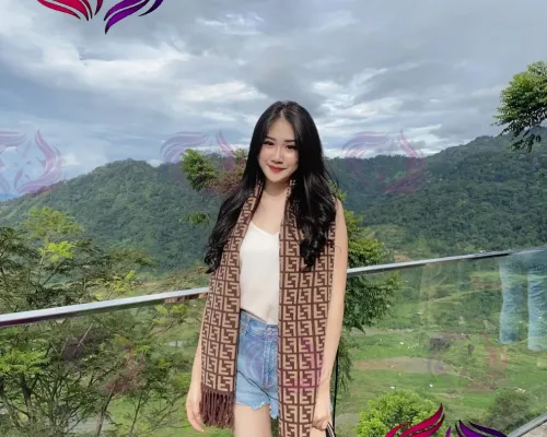 Reiko, 25, Indonesian