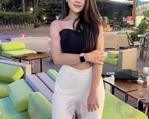 Mifi, 40, Korean