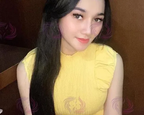 Yuyu, 24, Malaysian