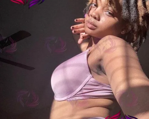 Tiana, 25, Senegalese