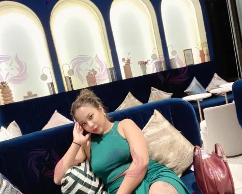 Dayo, 29, Thai